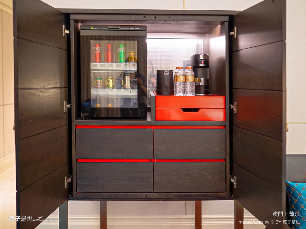 上葡京綜合度假村 澳門飯店推薦 澳門 上葡京酒店 位置 穿梭接泊巴士 早餐 自助山 buffet 泳池 房價 親子住宿 兒童設施