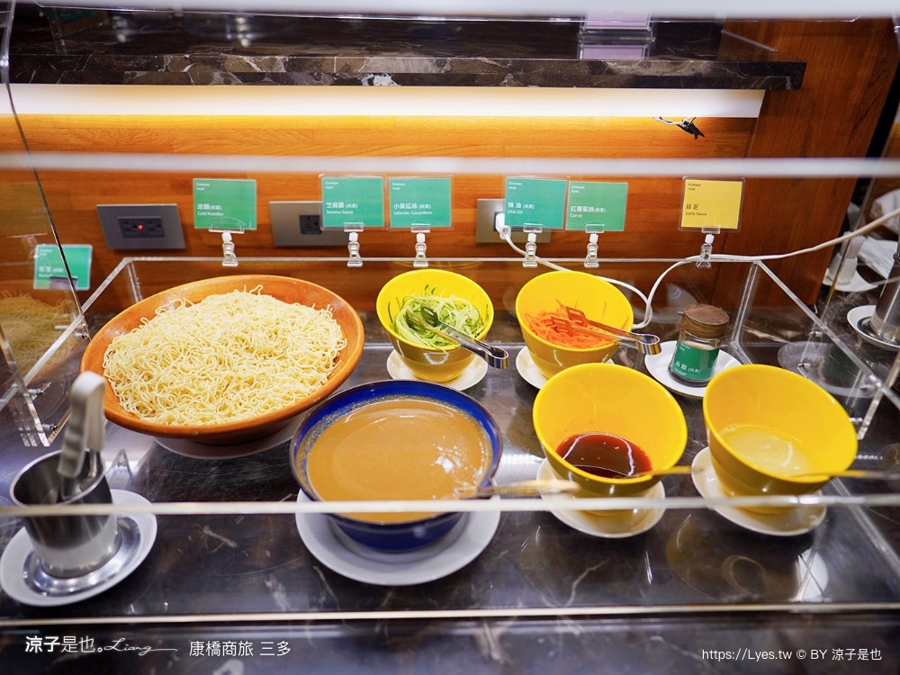 康橋大飯店 高雄住宿 康橋商旅三多分館 早餐 宵夜 吃到飽 康橋商旅據點 介紹