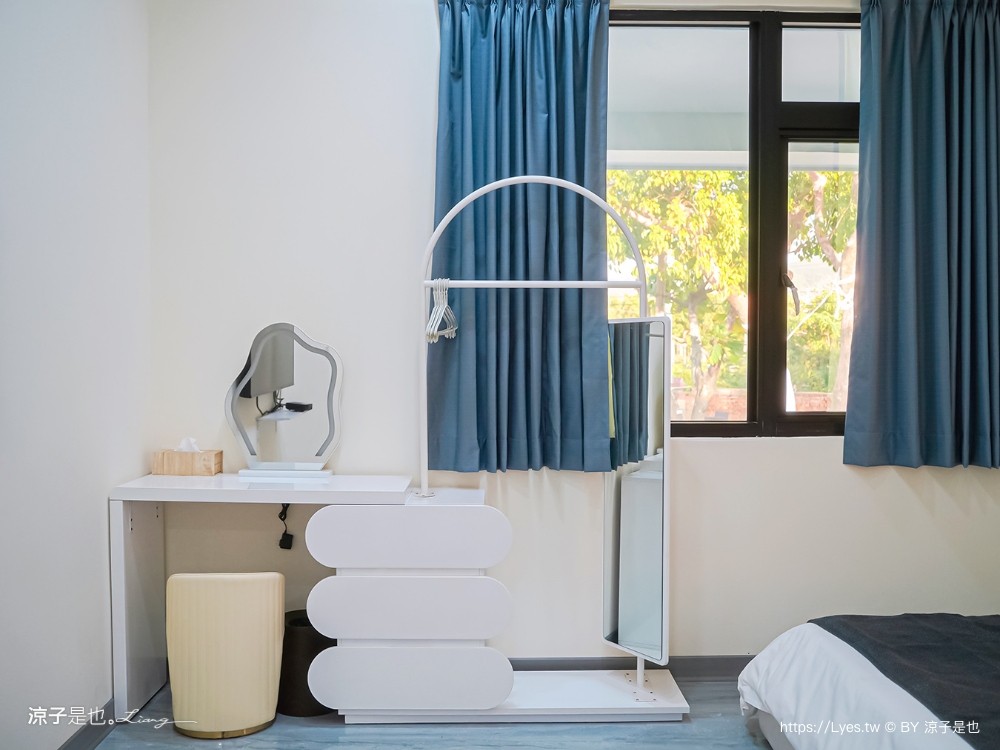 墾丁包棟民宿 屏東住宿 滿州住宿 touch villa 泳池 房型 庭院 卡拉ok 烤肉