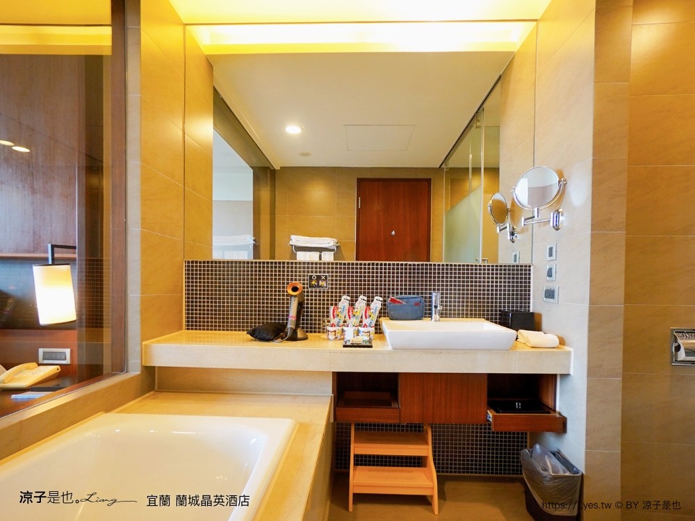 蘭城晶英酒店 宜蘭親子飯店 住宿券 宜蘭住宿 最新設施 趣七樓 房型 早餐 攻略 電影院 芬朵奇堡