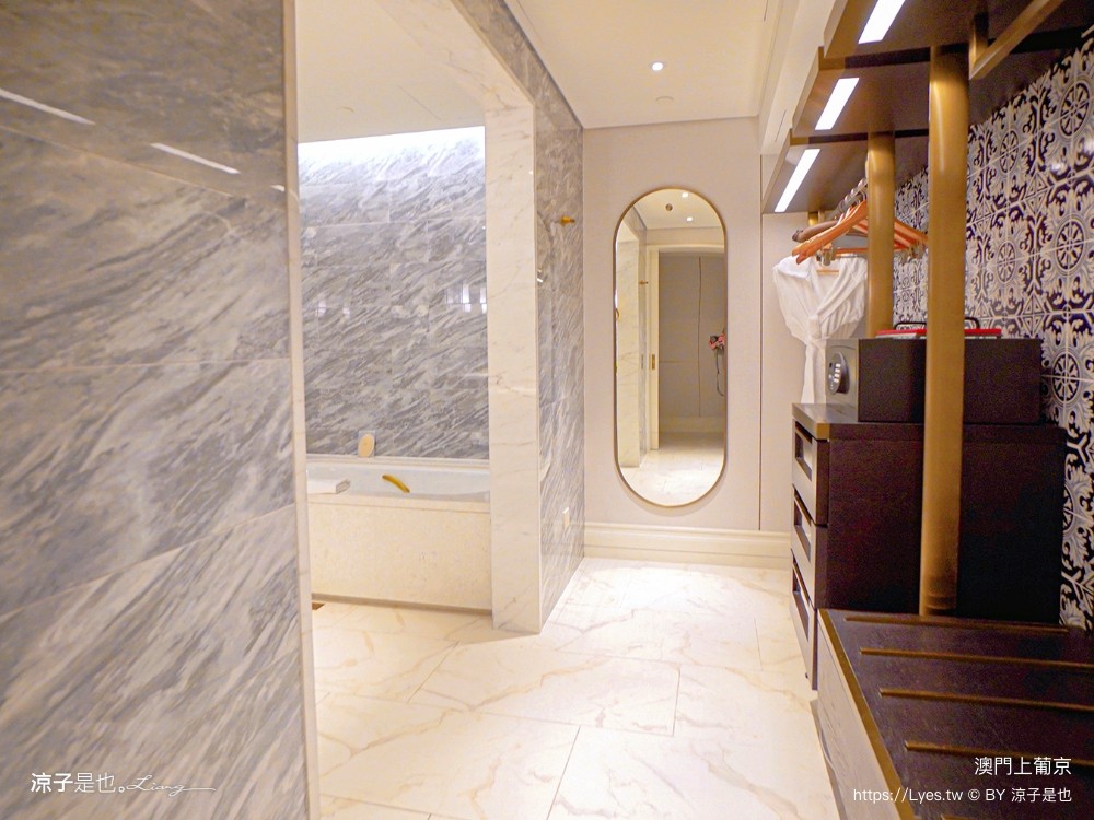 上葡京綜合度假村 澳門飯店推薦 澳門 上葡京酒店 位置 穿梭接泊巴士 早餐 自助山 buffet 泳池 房價 親子住宿 兒童設施