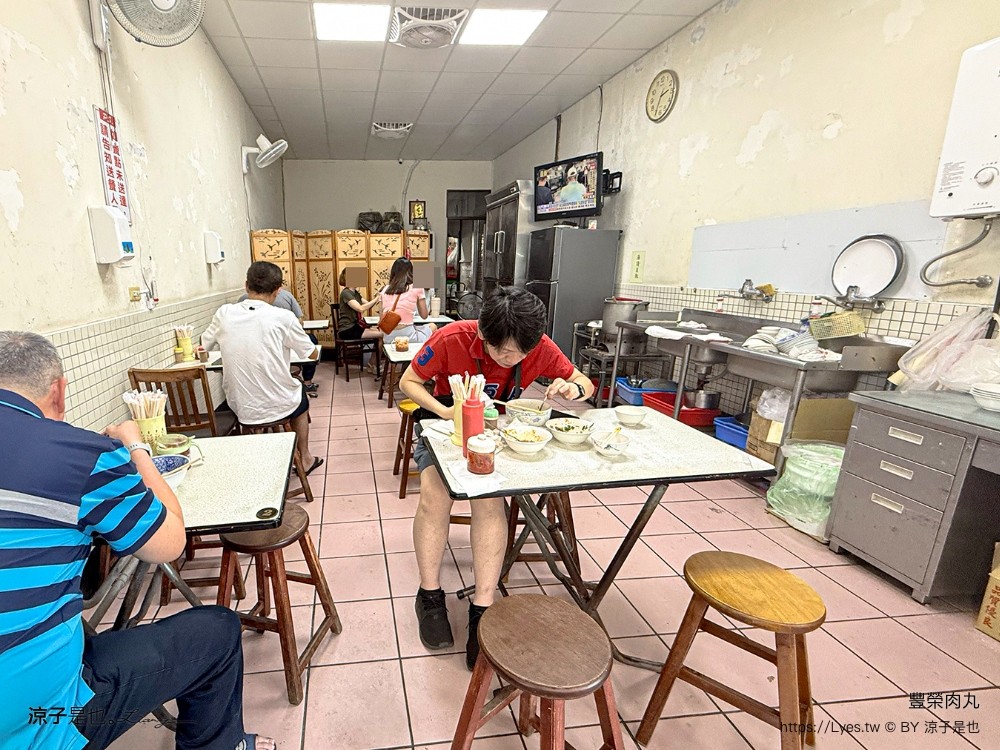 豐榮肉丸 菜單 台中美食 豐原中興店 台中豐原小吃 台中肉丸推薦 豐原銅板美食 肉羹麵 豐原美食 肉圓 紅油抄手