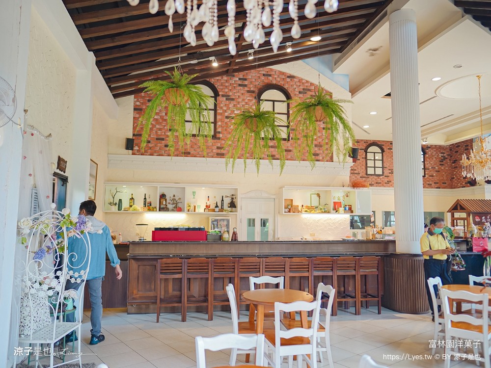 富林園洋菓子 菜單 台中大雅 中清路美食 城堡莊園 下午茶 約會景點 小林煎餅 吊鐘燒