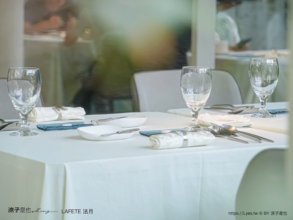 lafete．法月 菜單 台中 法式料理 約會慶生餐廳 玻璃屋 老宅 庭園餐廳 台中西區 景觀餐廳 午間套餐 晚餐 假日套餐 訂位