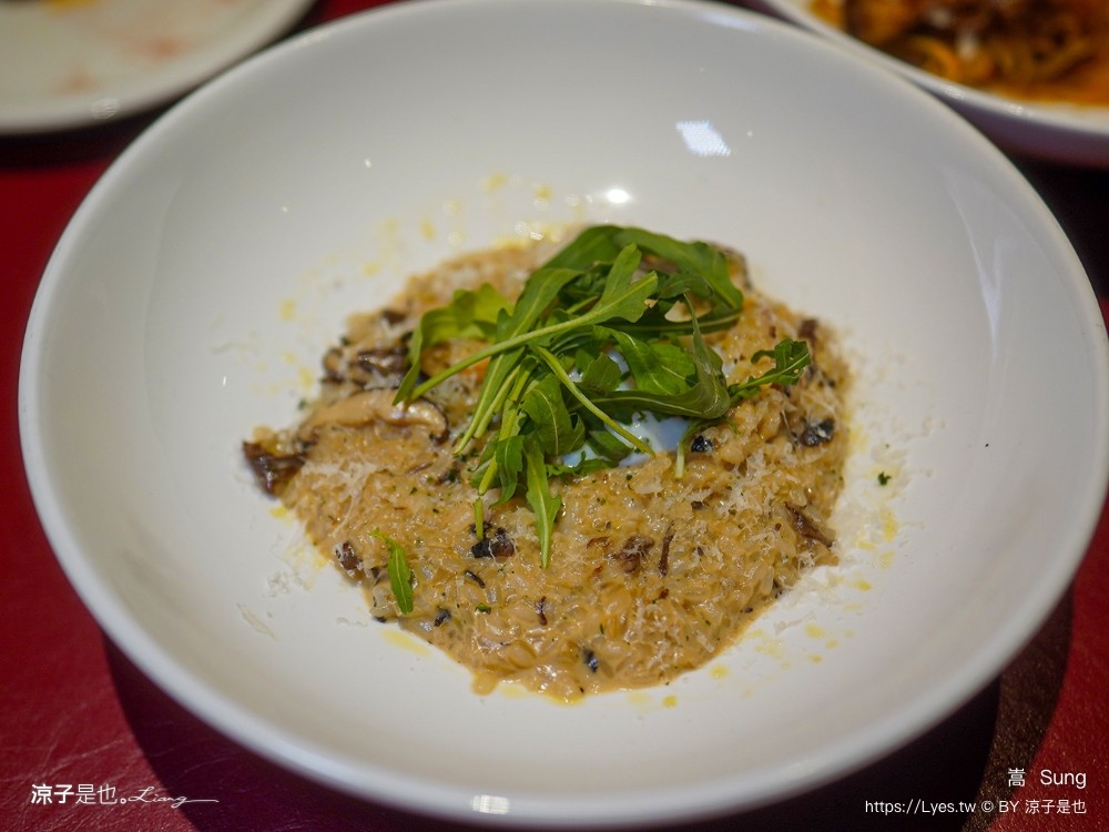 嵩 sung 台中西區美食 廣三sogo餐廳 金典 台中餐酒館 約會慶生餐廳 jai宅 hun混