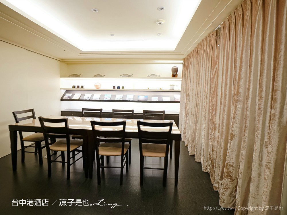 台中港酒店 台中親子飯店 梧棲住宿 海洋親子房、兒童遊戲室 汽車跑道 早餐自助吧吃到飽