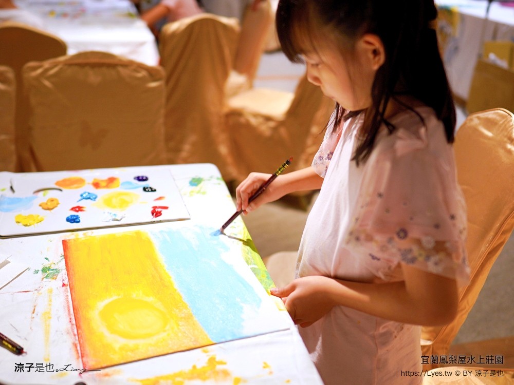 鳳梨屋水上莊 餵羊 早餐 晚餐 帳棚 親子diy