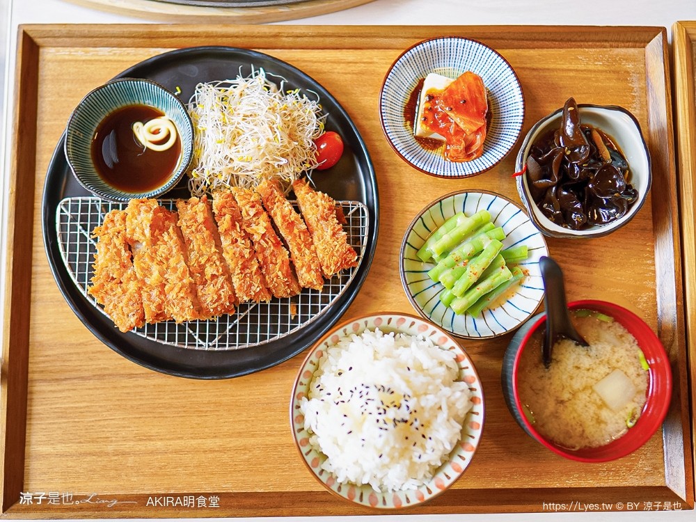 明食堂 日式定食 日式便當 老滷虱目魚肚 炸豬排 akira