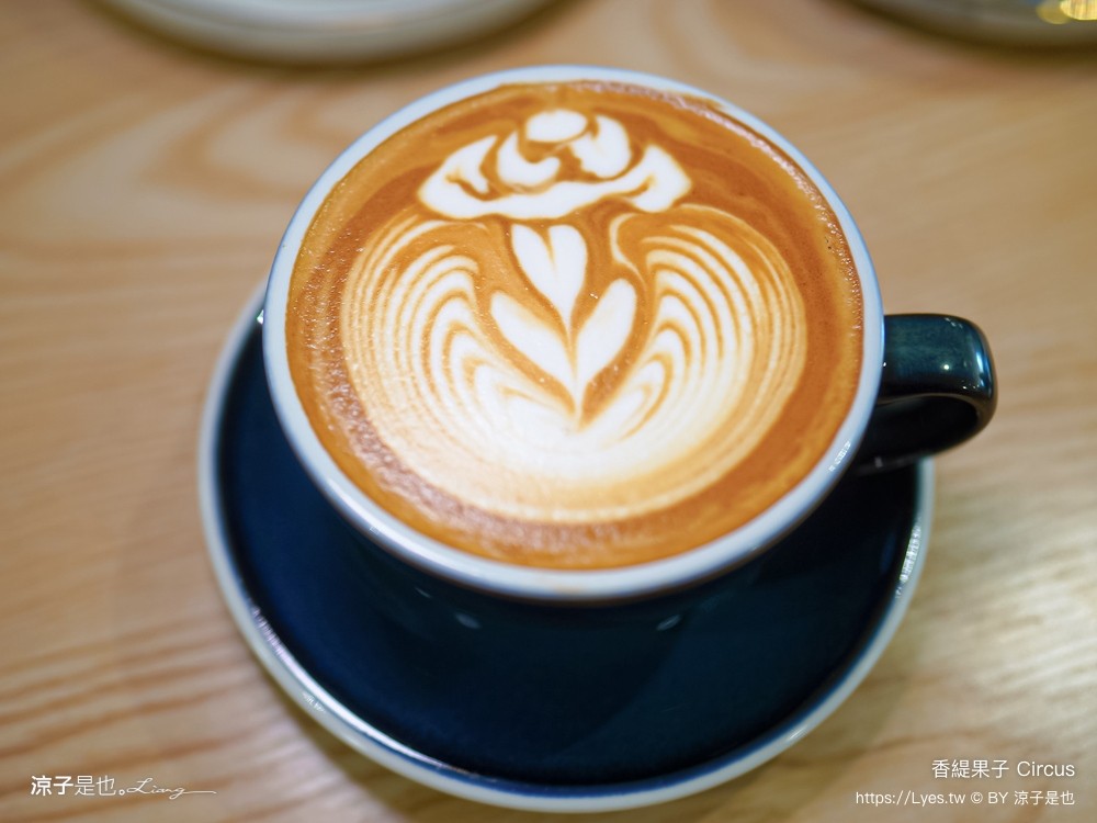 香緹果子 台中千層蛋糕 菜單 價位 台中咖啡館 甜點美食 抹茶 水果千層 chantilytea