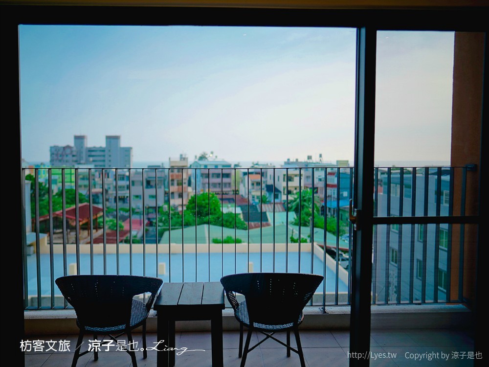 枋客文旅 屏東住宿推薦 早餐 無邊際泳池 星空酒吧 枋寮車站飯店 房型 優惠