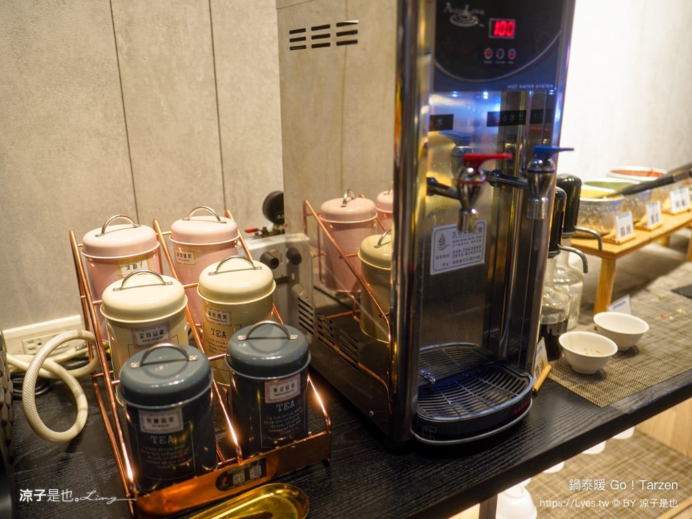 鍋泰暖 泰式南洋火鍋 台中美食 台中火鍋 大里美食 泰式火鍋 吃到飽餐廳 冬蔭功 肉骨茶 自助吧 蔬食飲品