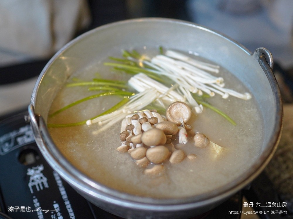 六二溫泉山房 龜丹溫泉住宿 台南溫泉飯店 大眾湯 湯屋 溫水脈衝池 溫水spa按摩池 台南親子住宿
