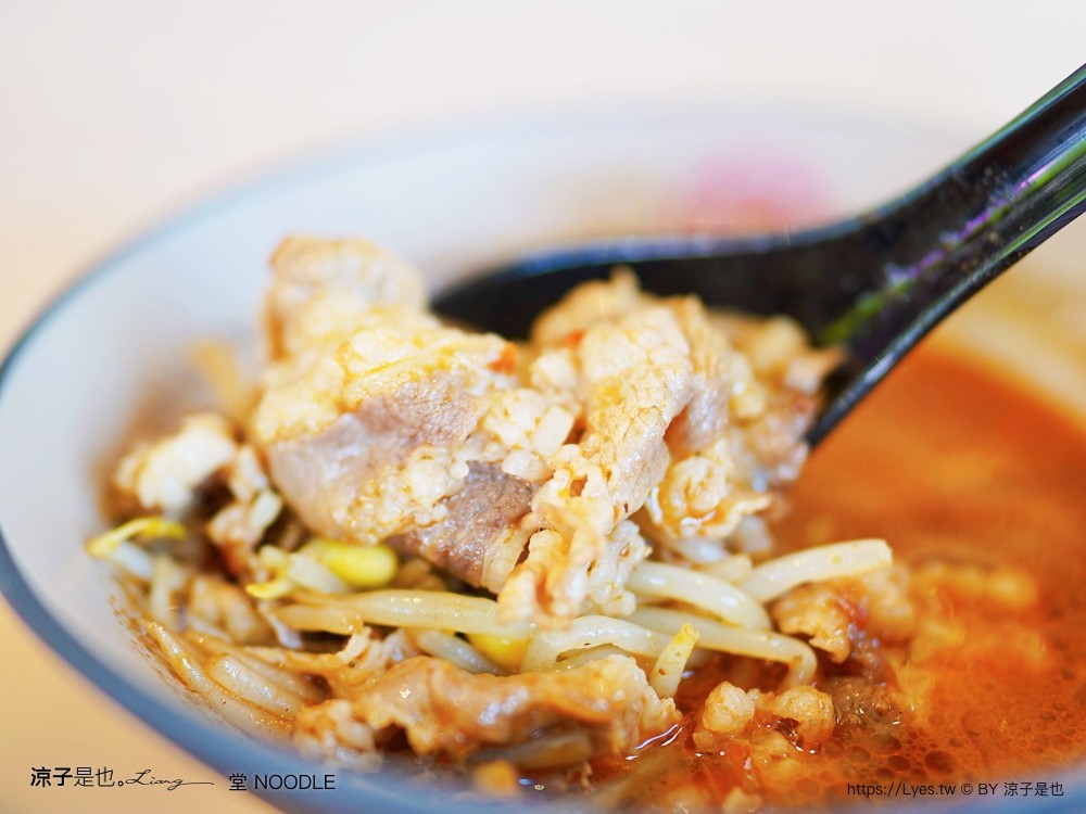 堂noodle 菜單 台中 LaLaport 三井美食街餐廳 滿堂紅 品牌 麻辣湯 肉麻麵 醬醬麵
