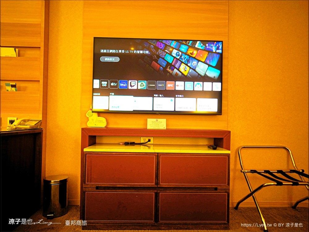 臺邦商旅 安平住宿推薦 房型 早餐 高CP值 台南親子住宿 空中花園 健身房 Gogoro