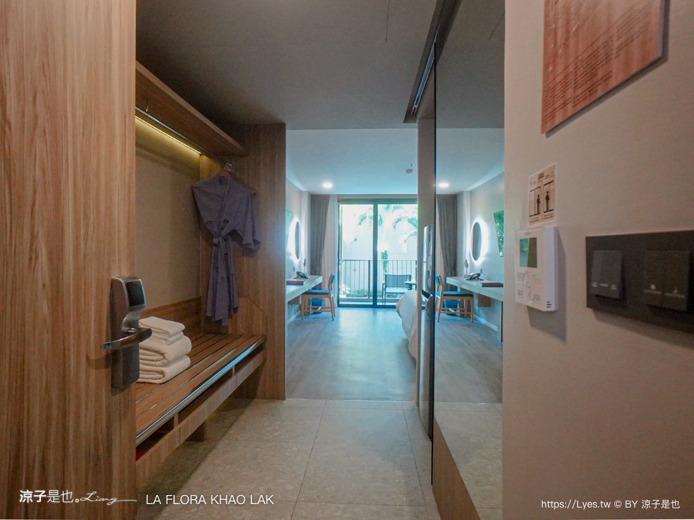 la flora khao lak 泰國攀牙 飯店推薦 泳池住宿 泰國五星級飯店 海景 沙灘 考拉 渡假村推薦