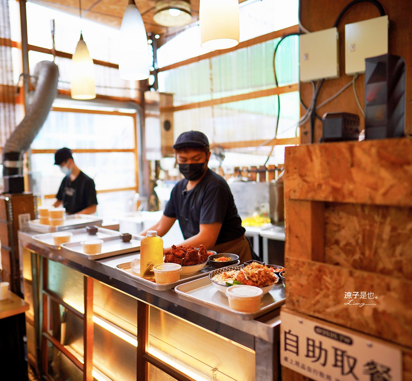 山上山下 菜單 南投埔里美食 山上山下咖哩飯專賣店 桃米村 唐揚雞 炸豬排