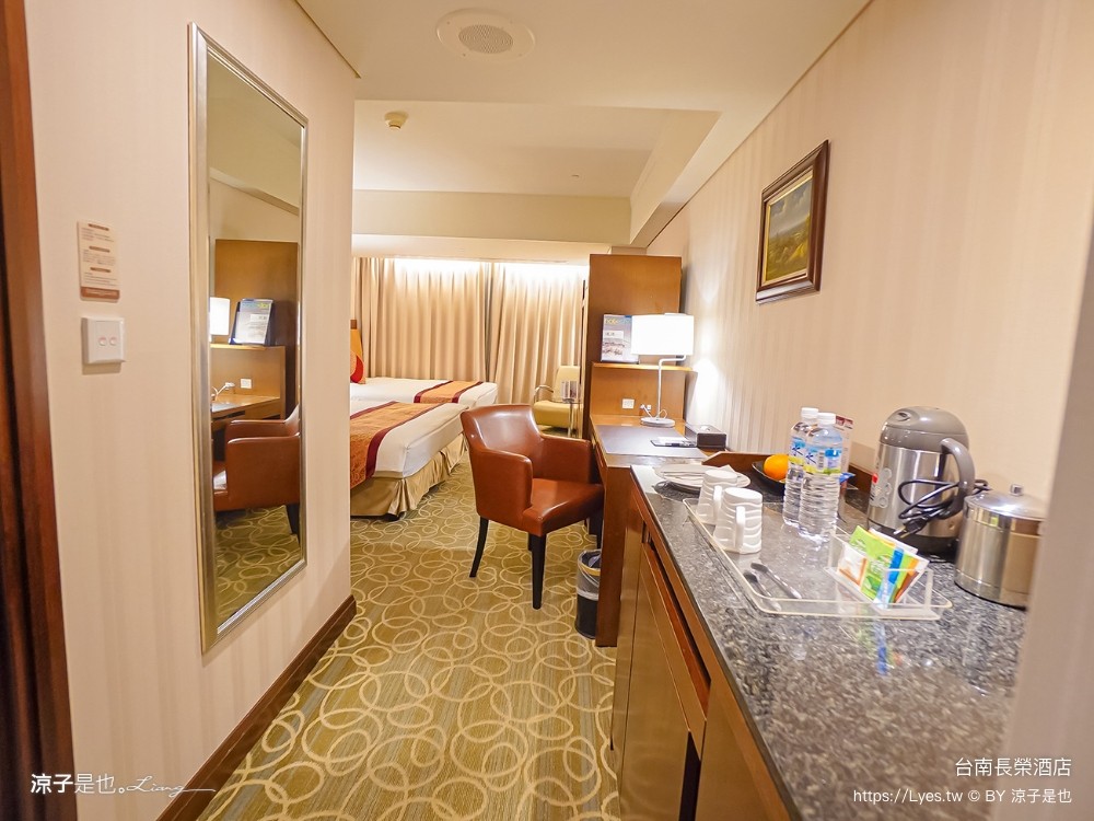 長榮桂冠酒店 台南住宿 台糖長榮台南 游泳池飯店 早餐 評價 親子 遊戲室