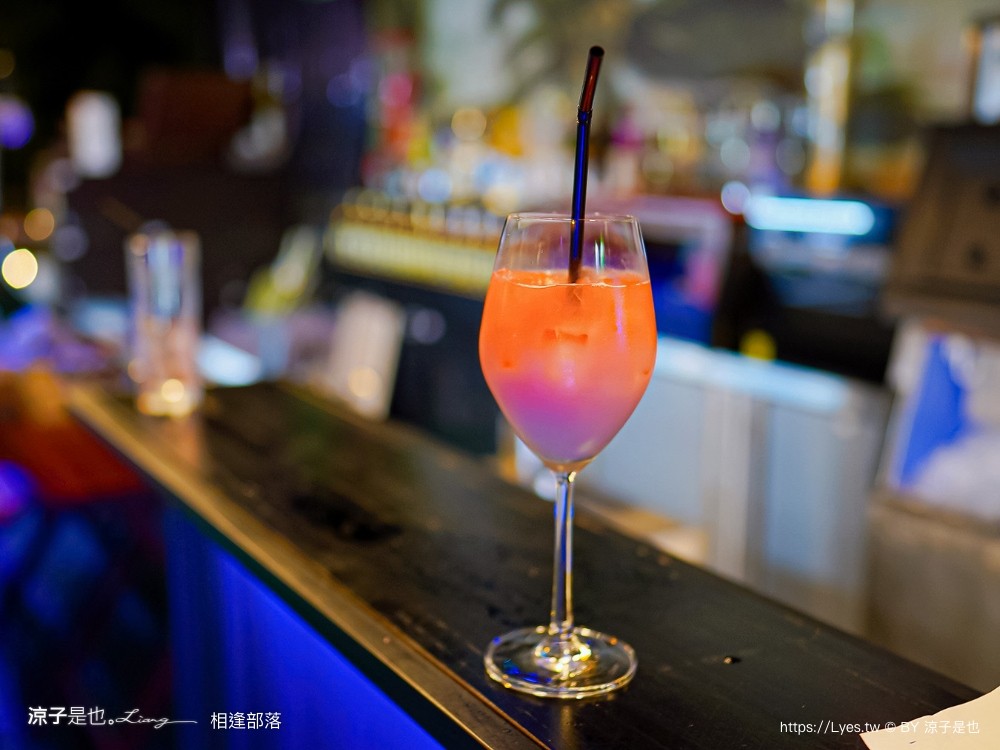 相逢部落 南投豪華露營 價位 懶人露營 一泊三食 調酒無限暢飲 和牛燒肉 龍蝦火鍋 訂房 評價