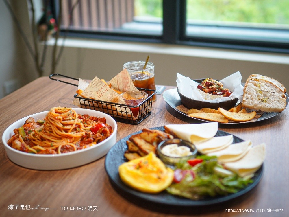 TO MORO 明天 台中早午餐 北屯新開幕 台中美食 台中北屯餐廳 文青咖啡館