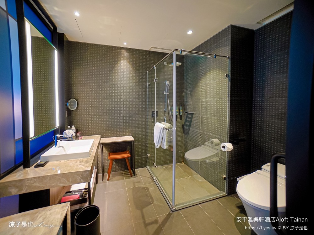 台南安平雅樂軒酒店 台南住宿 台南親子飯店推薦 房型 早餐 兒童遊戲室 健身房 高空酒吧 頂樓夜景 萬豪酒店