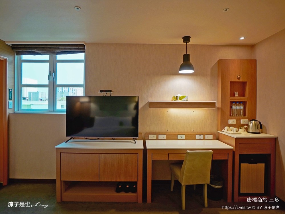 康橋大飯店 高雄住宿 康橋商旅三多分館 早餐 宵夜 吃到飽 康橋商旅據點 介紹