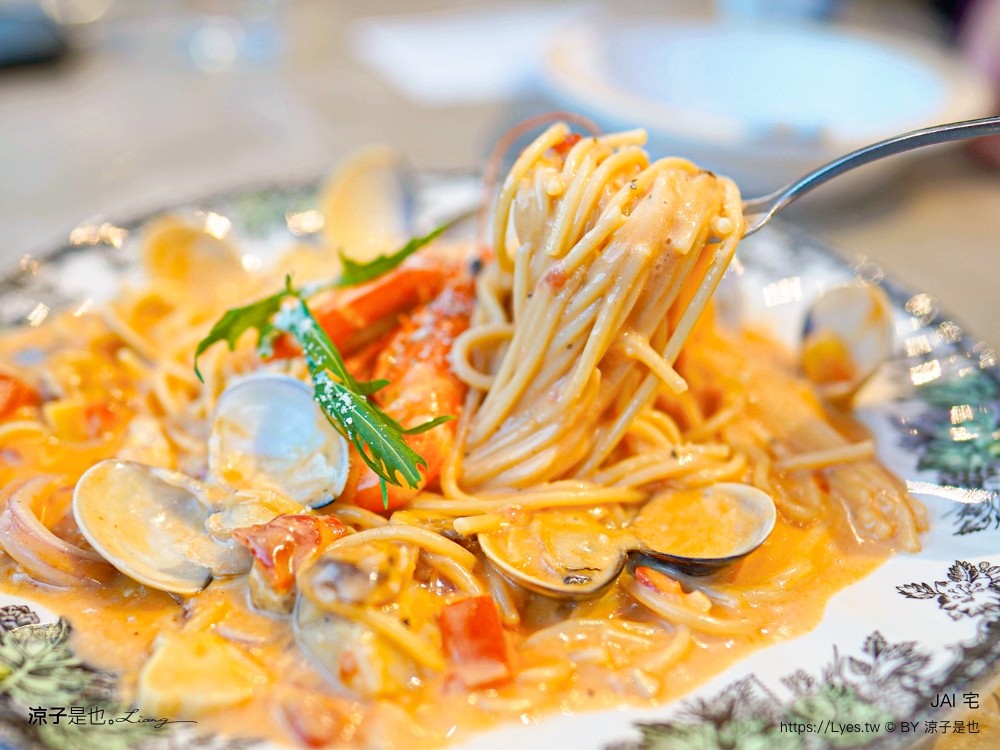 jai宅 水湳 菜單 台中美食 義大利麵 披薩 hun混 玻璃屋 餐廳 北屯景觀餐廳