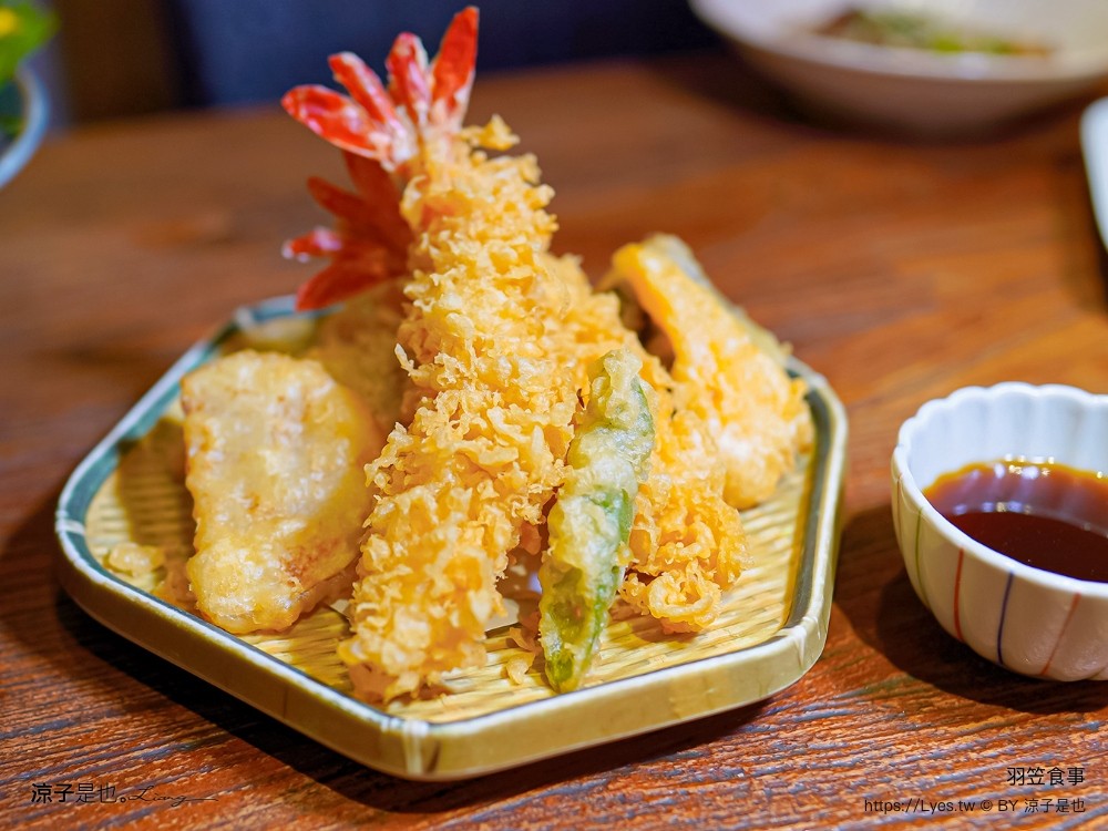 羽笠食事 菜單 台中日本料理 宵夜 台中東區餐廳 台中公園 串燒 生魚片 梅酒喝到飽 台中餐酒館 包廂訂位 停車