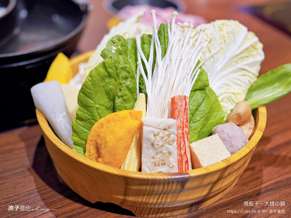 燒瓶子 菜單 台中北屯火鍋餐廳 彰化員林 個人鴛鴦鍋 燒瓶子大肆の鍋 食尚玩家 冰淇淋飲料吃到飽