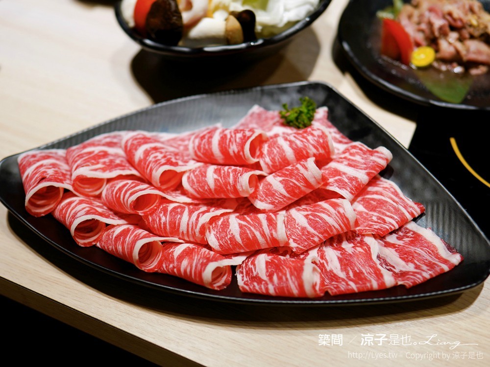 築間幸福鍋物 菜單 台中一中店 連鎖火鍋 自助吧 飲料冰淇淋吃到飽 buffet