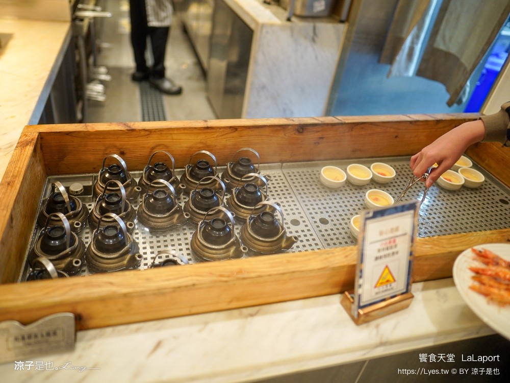 饗食天堂 lalaport 台中吃到飽推薦 必吃料理 台中美食 吃到飽餐廳 buffet 價位 牛排 生魚片 甜點