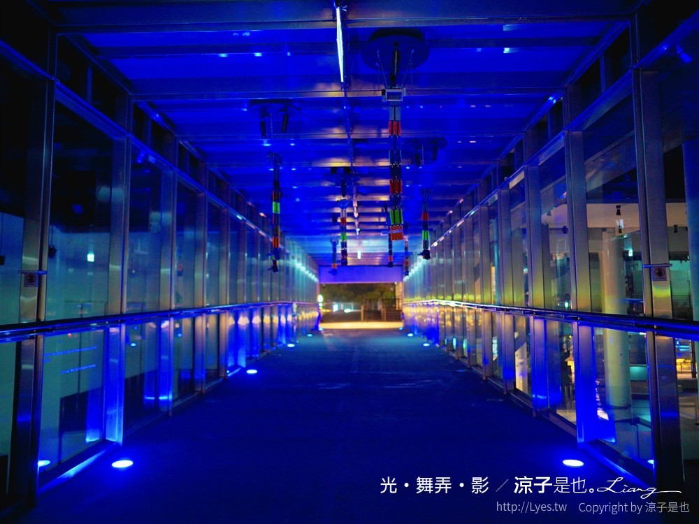 022臺灣國際光影藝術節 台中光影展 美術館光影藝術節 夜景 光‧舞弄‧影 戶外裝置藝術 IG打卡