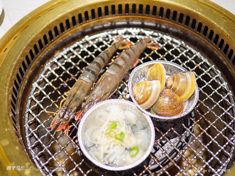 三山燒肉 輕井澤燒肉品牌 台中新開幕餐廳 訂位方式 菜單價位 日本和牛 烤肉餐廳 壽星 慶生優惠