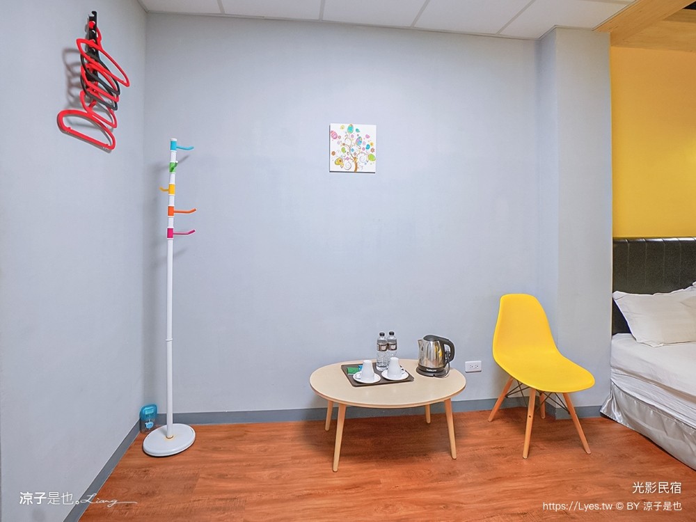 光影民宿 嘉義住宿推薦 布袋民宿 房型 雙人房 四人房 背包客