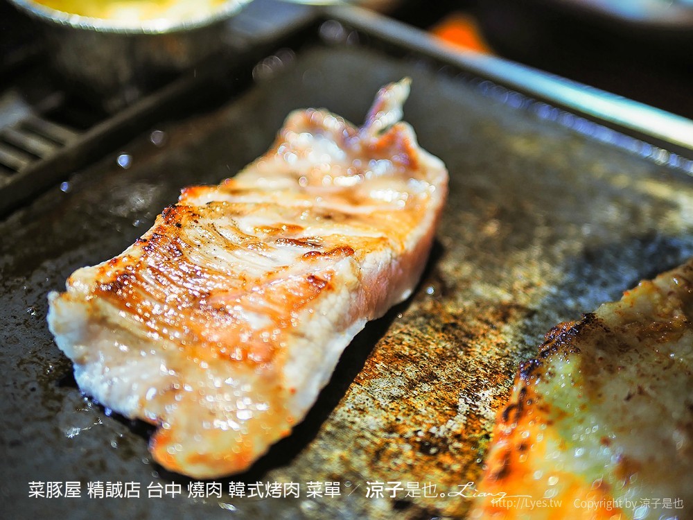台中-菜豚屋(附菜單)精誠店 日系韓式烤肉精緻好吃耶！無限續生菜還有芝麻葉！