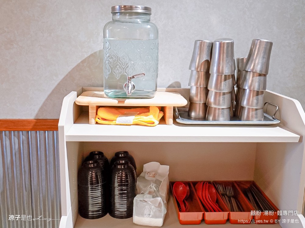 囍粉 湯粉 麵專門店 菜單 埔里美食 南投小吃 東南亞麵食館 文青風 酸湯粉 打拋豬 菜單 埔里美食 南投小吃 東南亞麵食館 文青風 酸湯粉 打拋豬