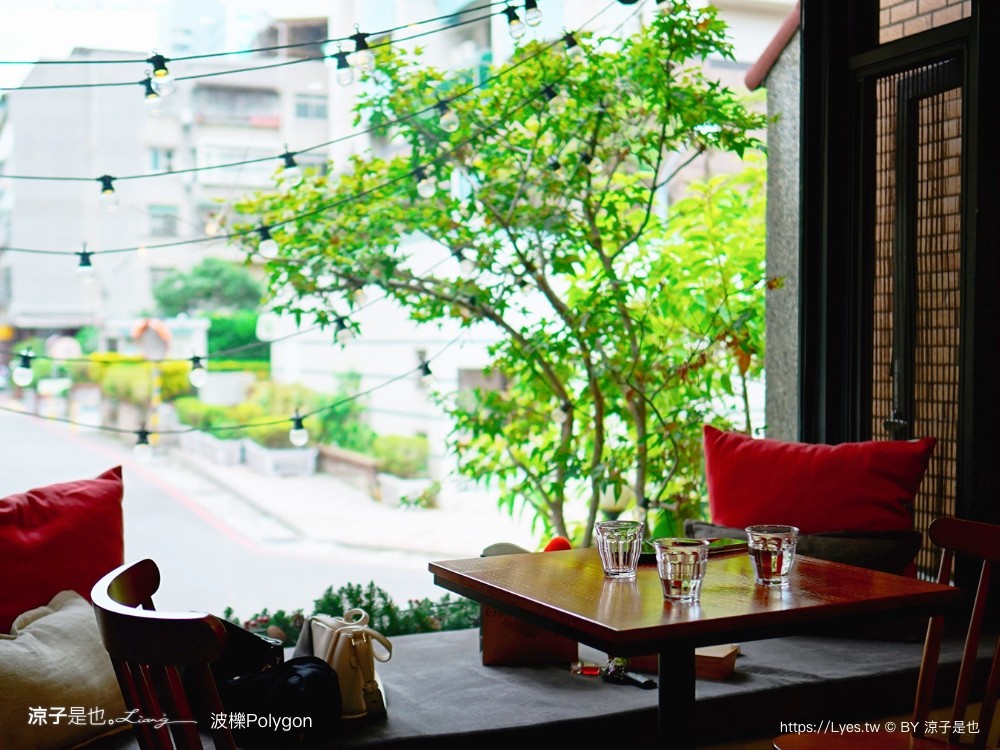 波櫟 早午餐 歐式鄉村風 私廚料理 台中美食推薦 polygon
