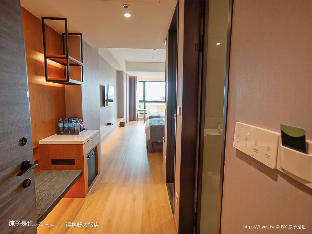 禧榕軒大飯店 台南新開幕 火車站住宿飯店 雙人房 四人房 家庭房 房型開箱 頂樓空中花園泳池 房價