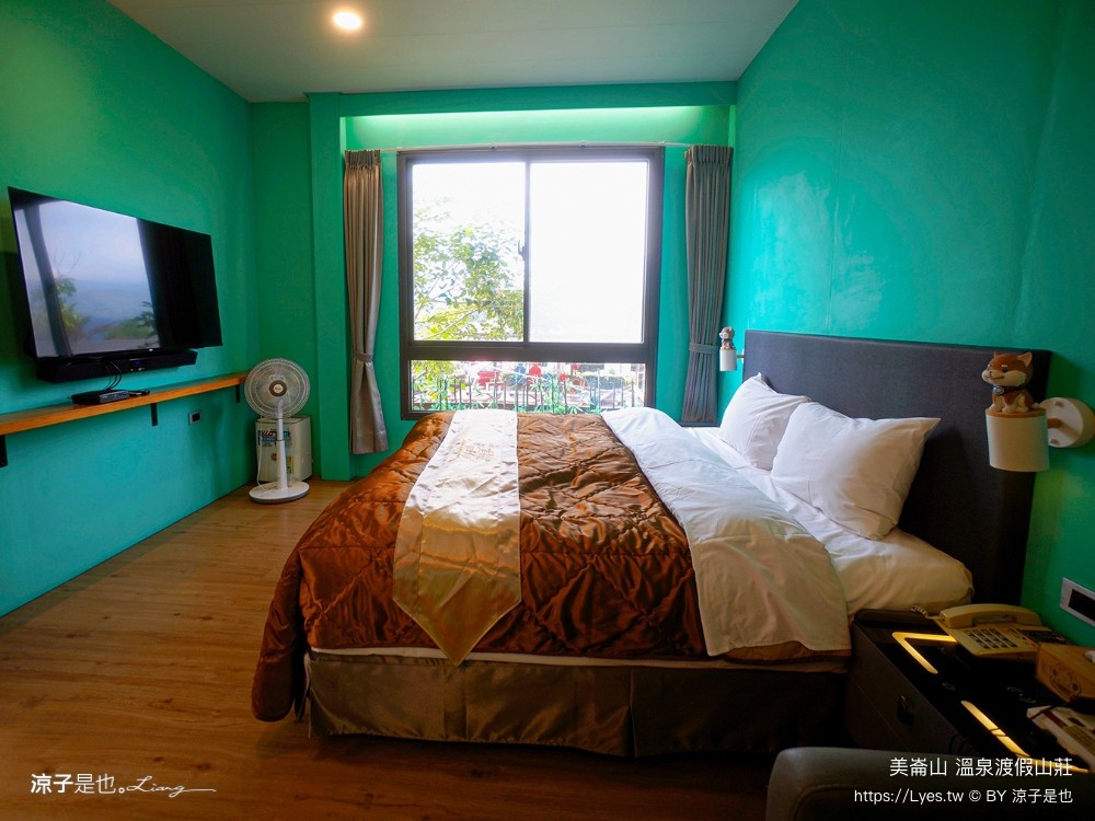 美崙山溫泉渡假山莊 高雄 寶來不老溫泉飯店 房價 親子溜滑梯房型 星空湯屋住宿 露天溫泉 評價 包棟住宿