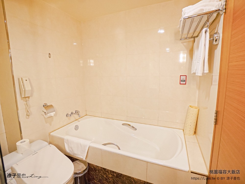 福容大飯店 桃園 飯店設施 游泳池 一泊二食 早餐 交通 xpark 住房優惠專案 房型 健身房 桃園住宿推薦