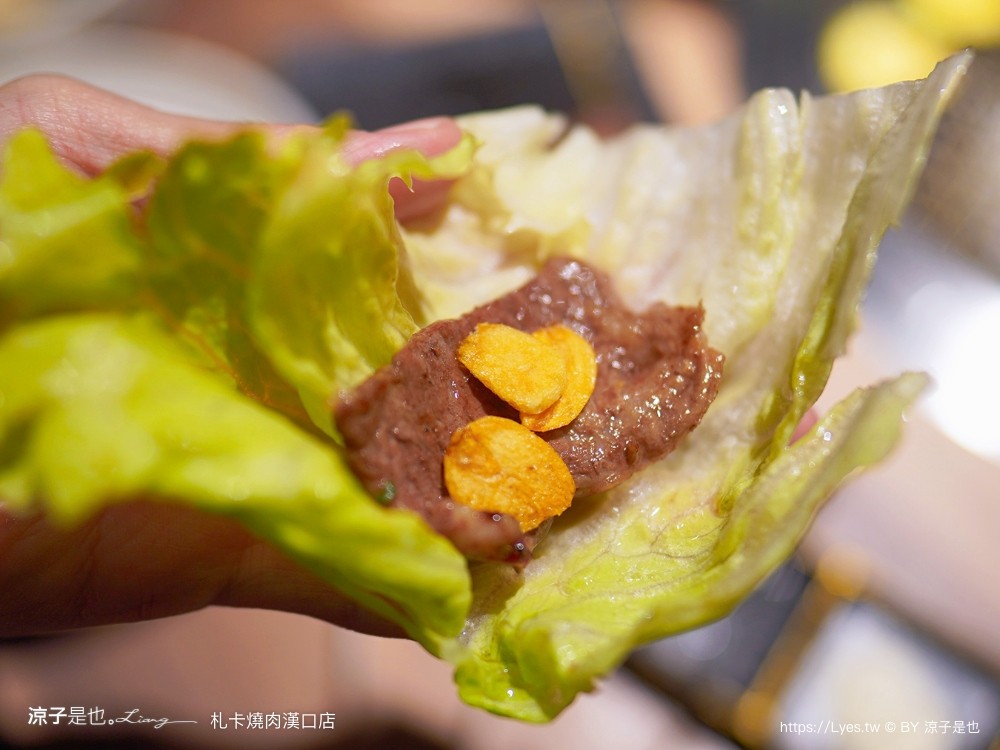 札卡燒肉 漢口店 菜單 台中燒肉餐廳 壽星優惠 迴轉燒肉 雙人套餐 日本a5和牛 和牛臭豆腐