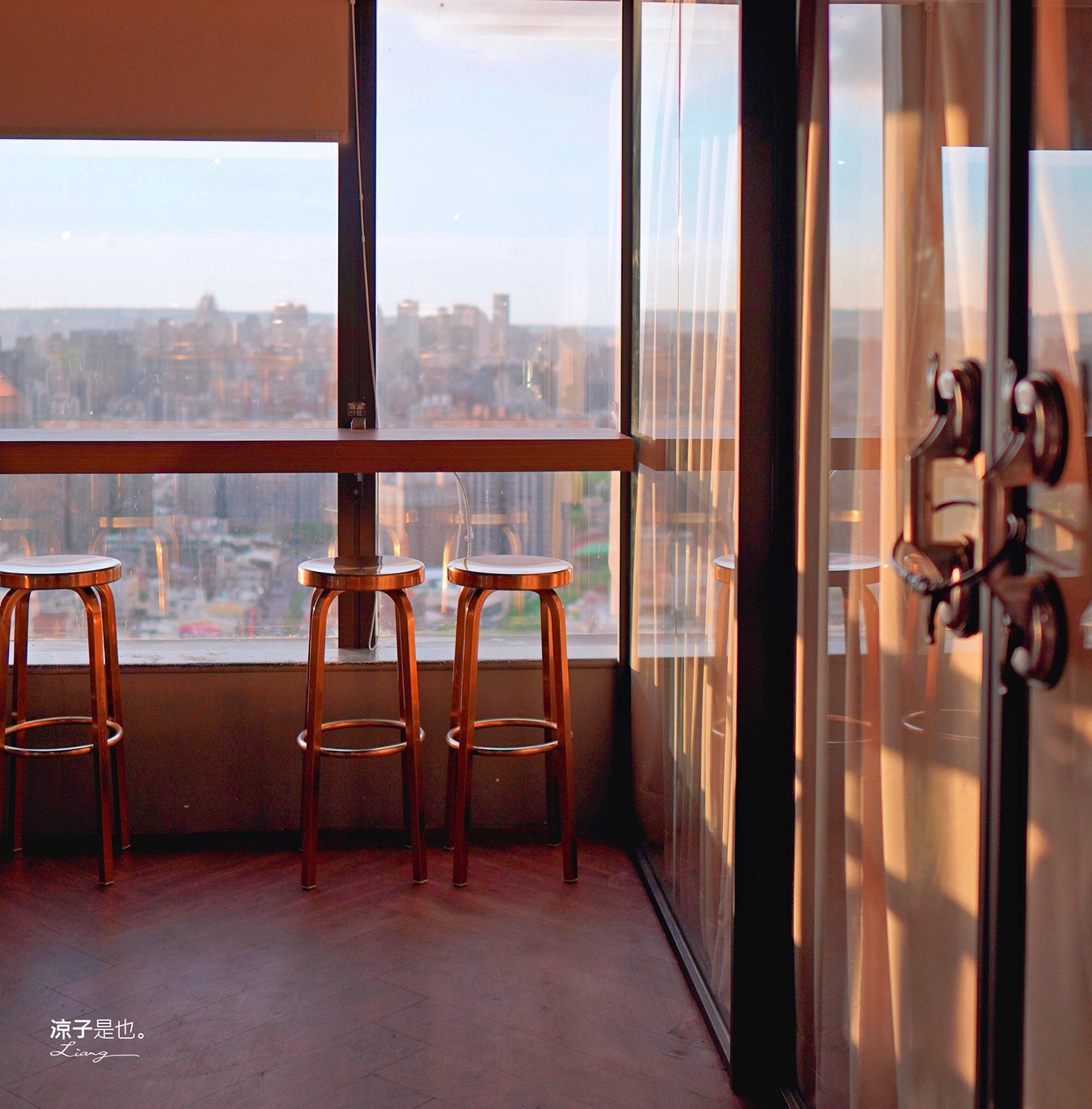 咖啡任務 菜單 CAFETASK 台中南區 台中夜景餐廳 高樓咖啡館 全新景觀沙發區 高空咖啡景觀餐廳