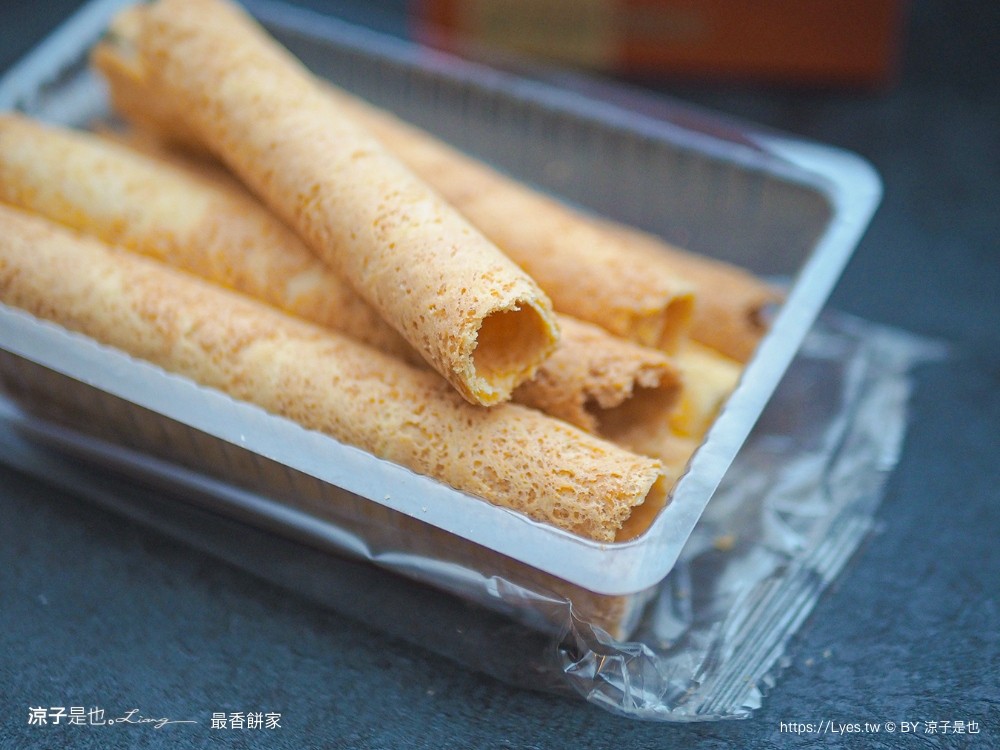 最香餅家 價錢 澳門必買伴手禮 排隊規定 限購 炭燒 杏仁餅 手工蛋捲 澳門自由行