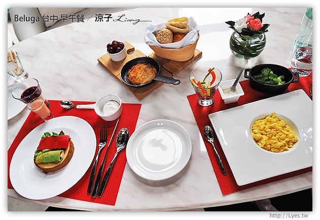 台中-Beluga Restaurant&Bar-享受貴婦級的池畔早午餐