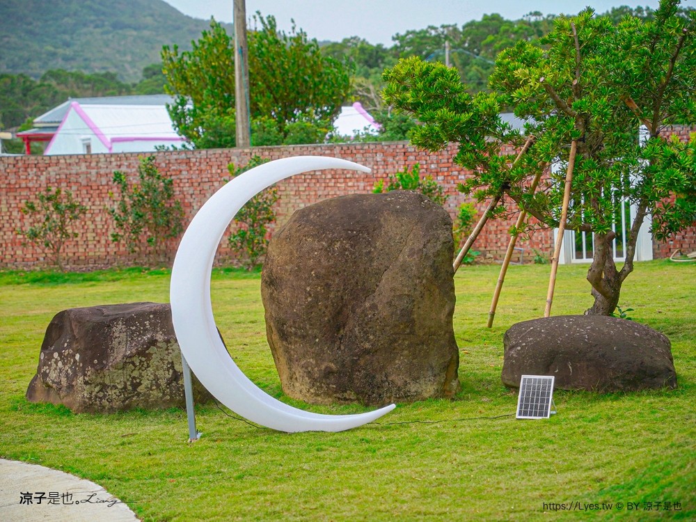 墾丁包棟民宿 屏東住宿 滿州住宿 touch villa 泳池 房型 庭院 卡拉ok 烤肉