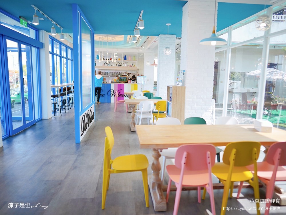 高跟鞋教堂 承意咖啡 菜單 美食推薦 嘉義布袋景點 布袋海景公園 嘉義水上教堂 情侶約會 灰姑娘的玻璃鞋