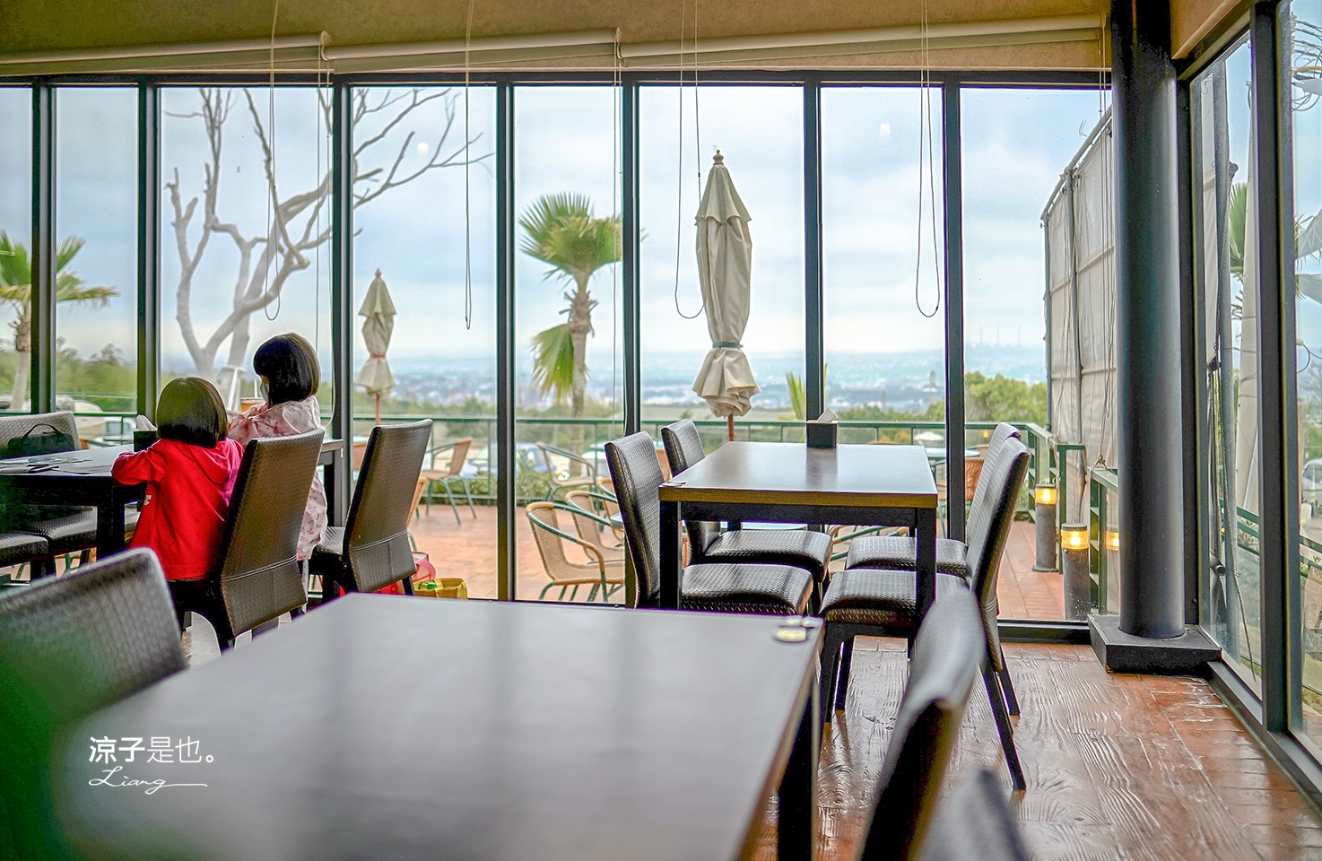 台中夜景-望景咖啡夜景餐廳(附菜單) 180度絕美夕陽日落景色 台中沙鹿約會餐廳