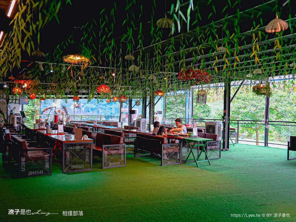 相逢部落 南投豪華露營 價位 懶人露營 一泊三食 調酒無限暢飲 和牛燒肉 龍蝦火鍋 訂房 評價