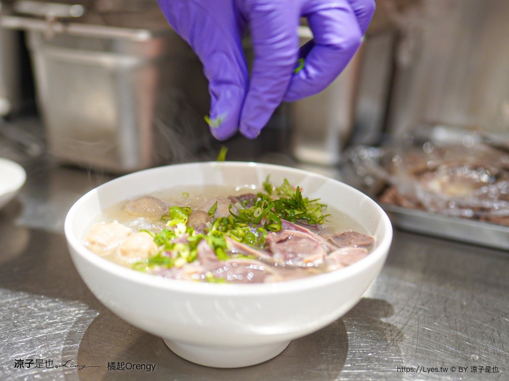 橘起Orengy 橘起 Orengy 台中南屯美食 橘起麵食 橘起菜單 老鴨粉絲 蘭州牛肉麵 平價麵店 大墩路餐廳 櫻桃鴨湯麵 清燉牛肉麵