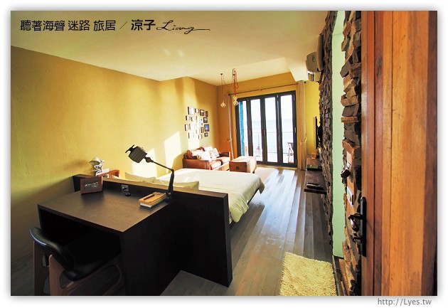 墾丁民宿-聽著海聲 迷路 旅居-躺在床上就可以看海的墾丁住宿