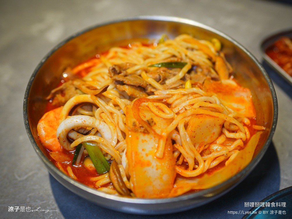掰哩掰哩韓食料理 台中韓式料理 菜單 台中餐廳 韓式豆腐鍋